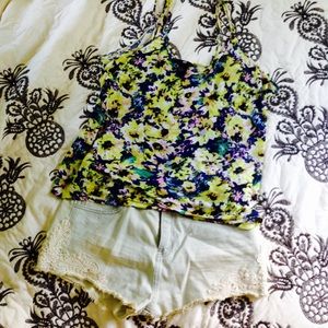 Flowy Spaghetti Strap Floral Tank Top